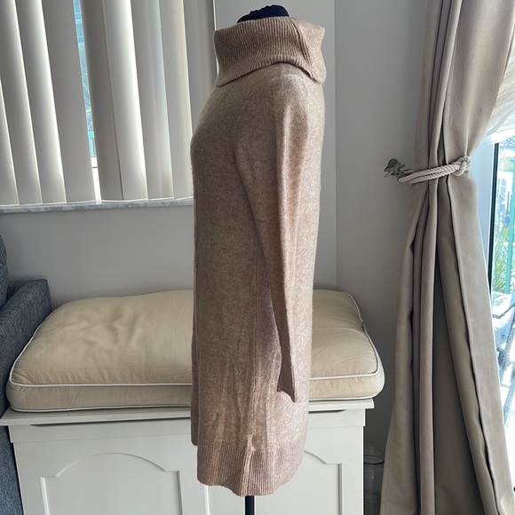 Banana Republic Camel Geo Cable Cowlneck Dress XS P - Picture 5 of 6